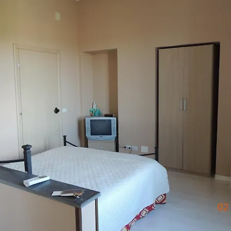 Casavacanze Residence Maia Volcani Acireale Quarto foto